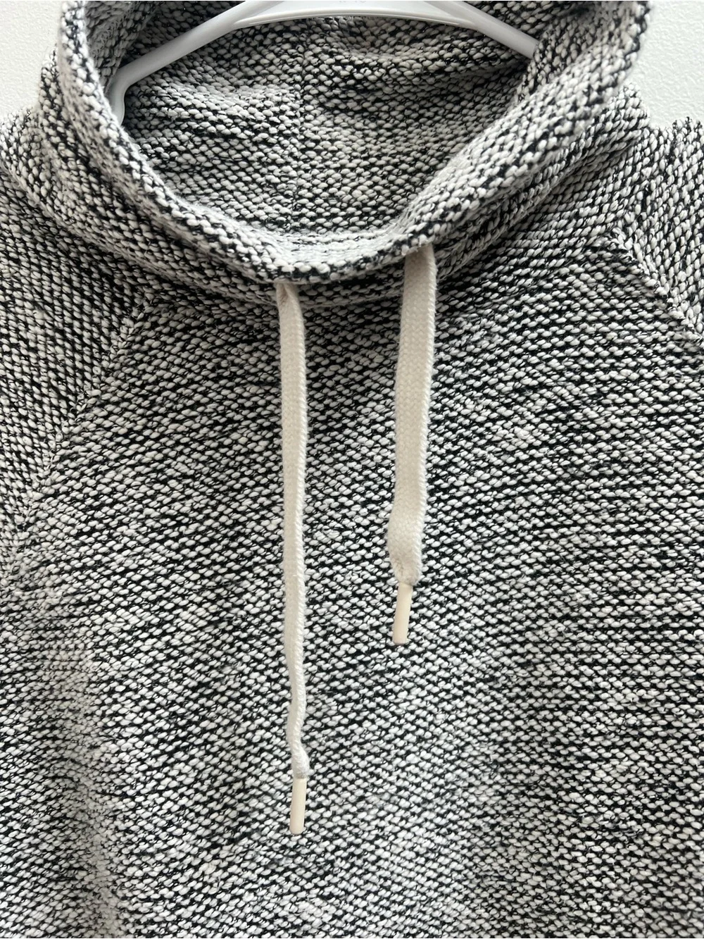 Offline By Aerie Women’s Small Cowlneck Pullover Grey Size Small